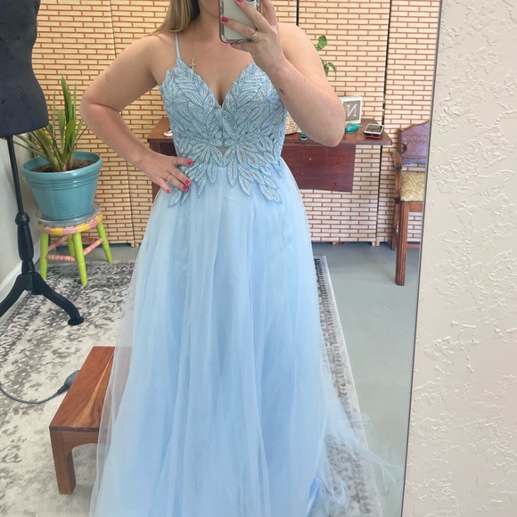 Prom Dress or any occasion - Picture 1 of 3